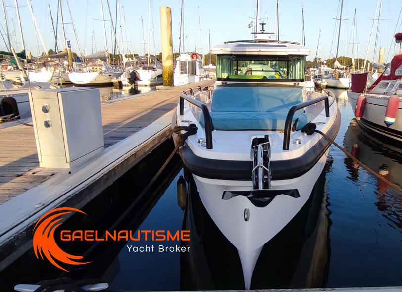 photo vente AXOPAR 37 XC Cross Cabin