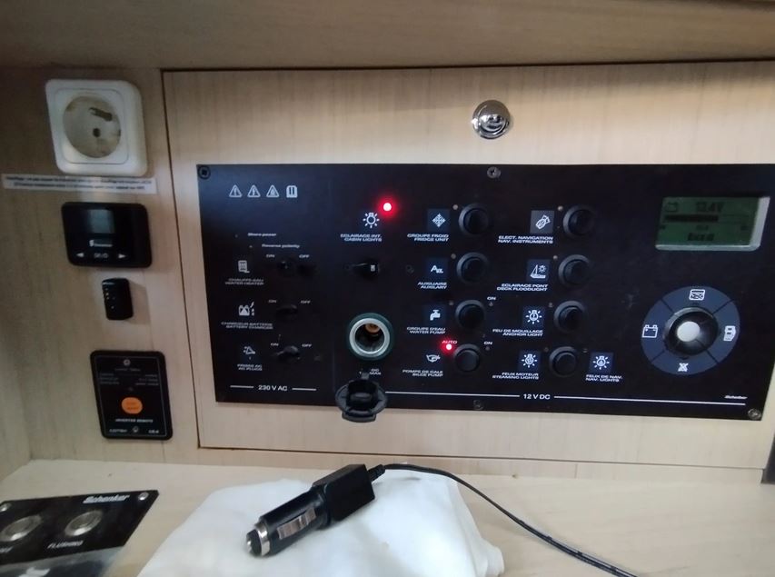 photo vente BENETEAU OCEANIS 41.1