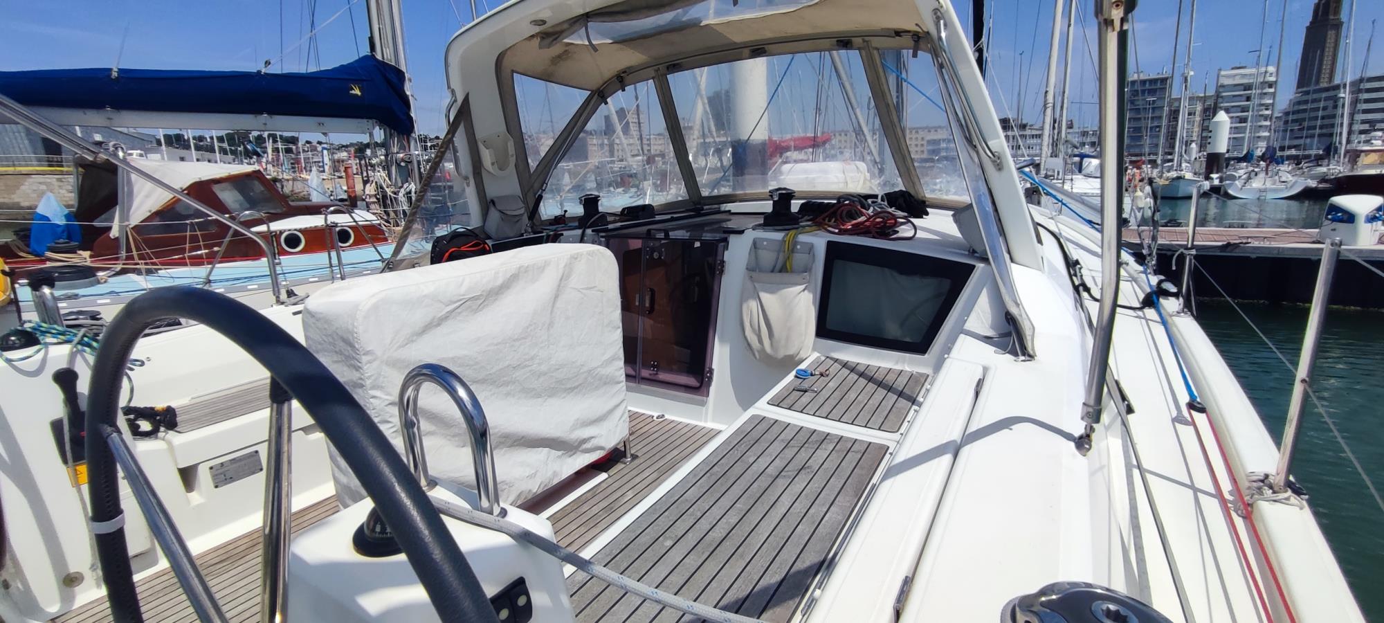 photo vente BENETEAU OCEANIS 41.1