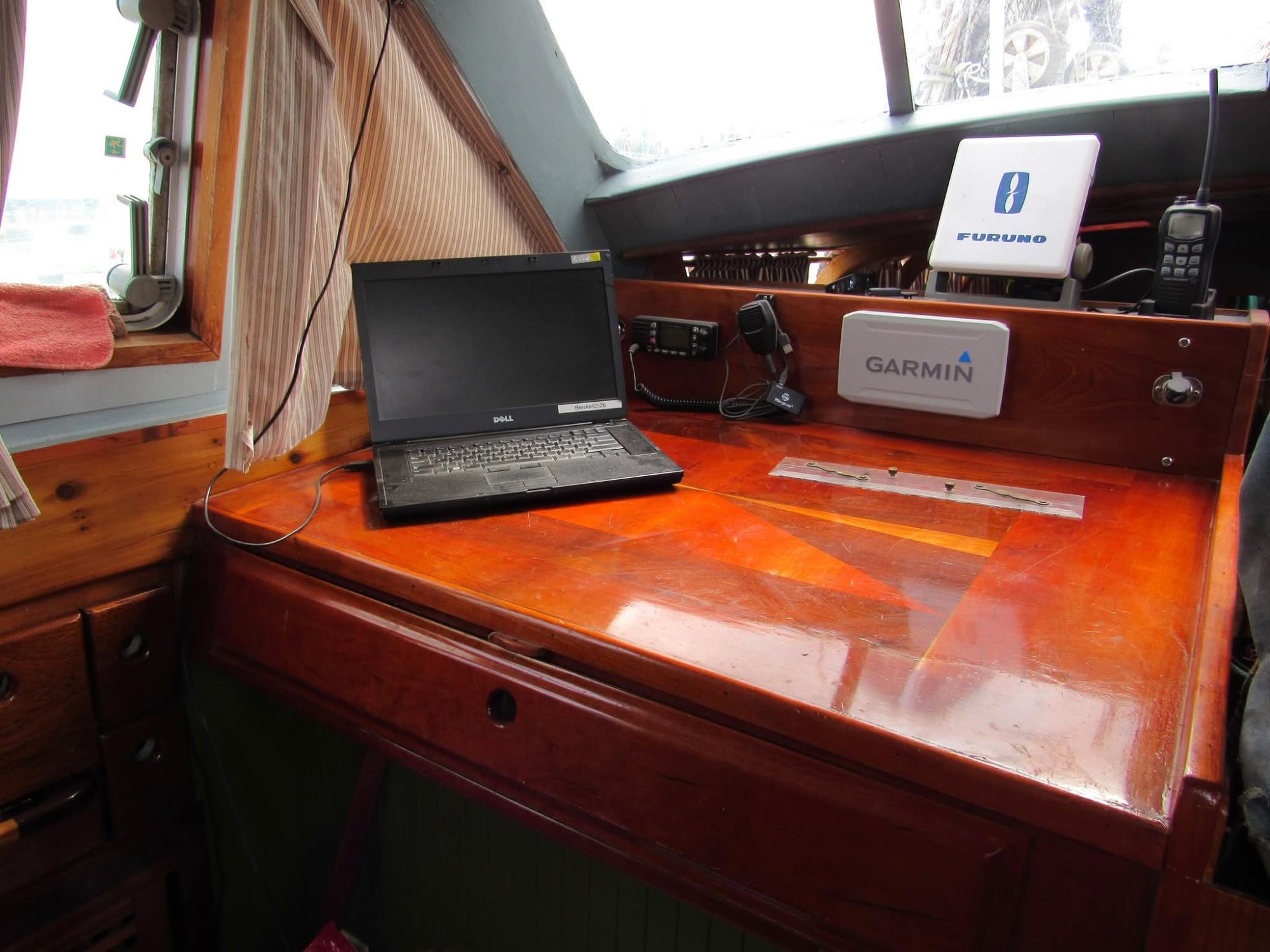 photo vente ONE OFF 51 