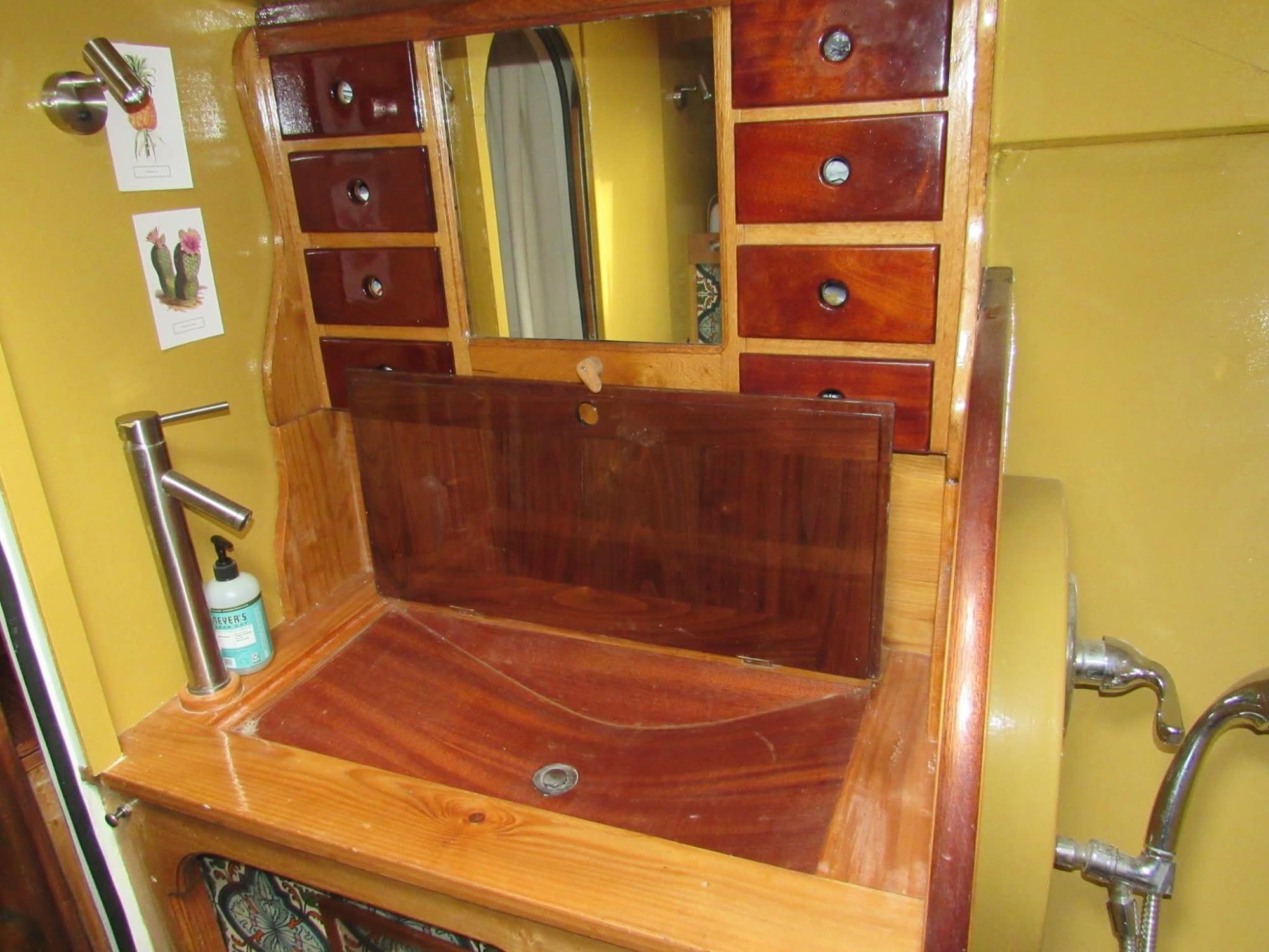 photo vente ONE OFF 51 