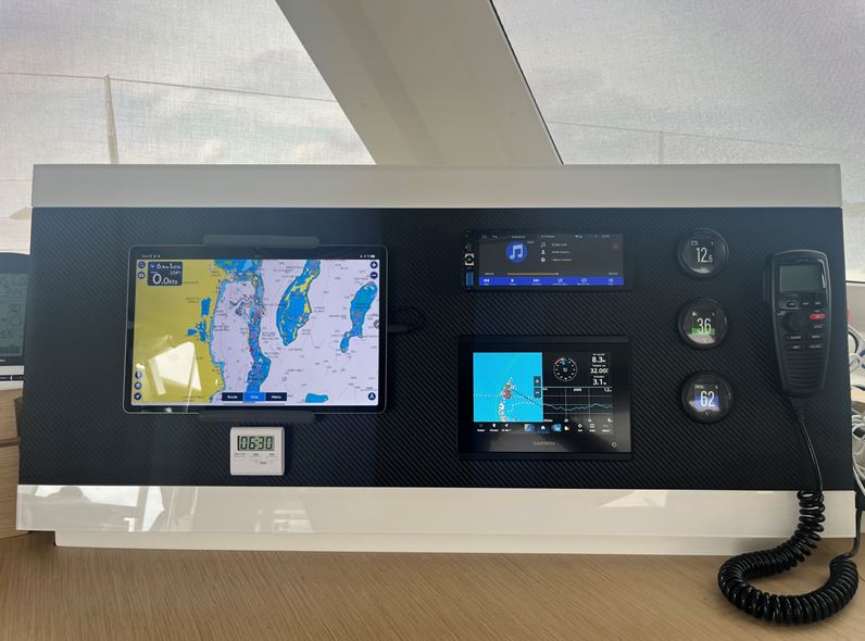 photo vente FOUNTAINE PAJOT&nbsp;LUCIA 40